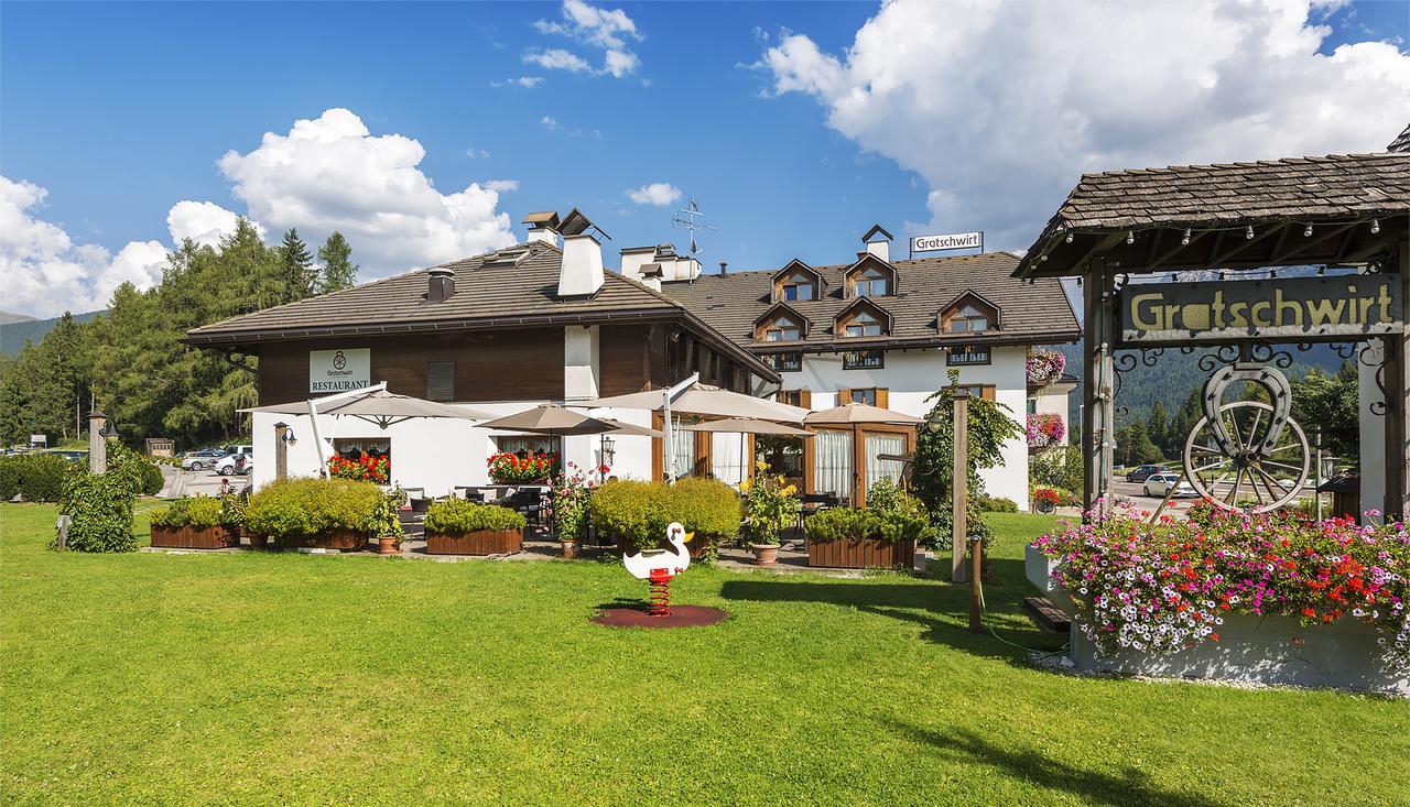 Hotel Gratschwirt Доббиако Экстерьер фото